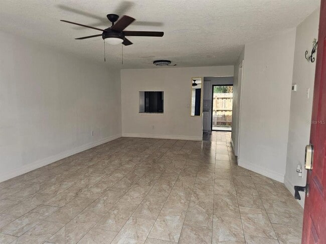 Building Photo - 1736 Hidden Creek Blvd