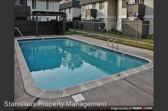 Foto del edificio - 601 W Granger Ave