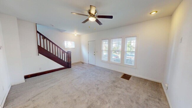 Building Photo - 239 S Harris Ave