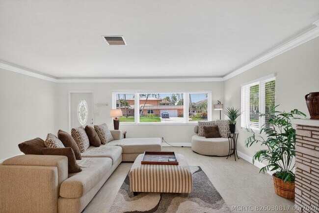 Foto del edificio - 283 Imperial Ln