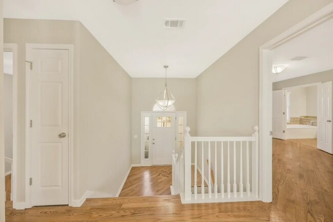 Foto del edificio - 1127 White Mountain Ln
