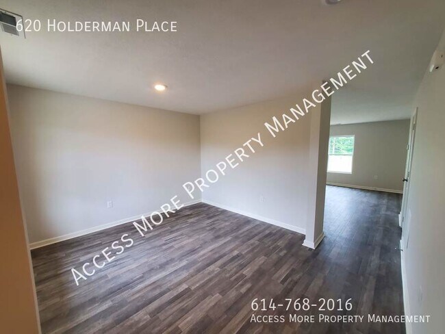 Foto del edificio - GREAT LOCATION 4 BED 3 BATH HOME - NEW LEB...