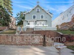 Foto principal - 3021 Harney St