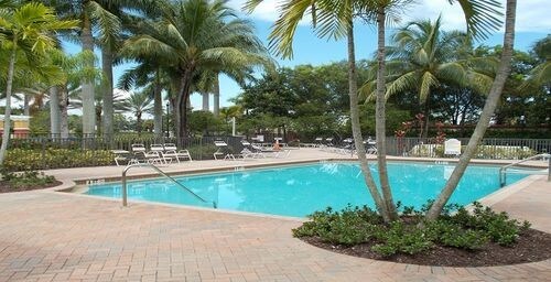 Foto principal - 2920 Hidden Hills Rd