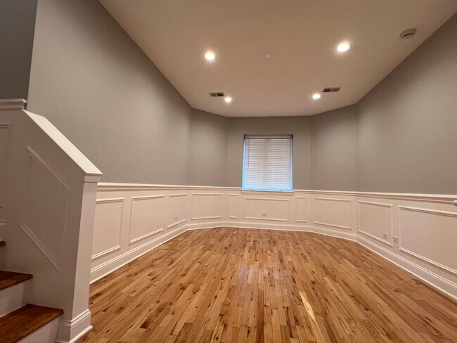 Foto del edificio - 6438 N Seeley Ave