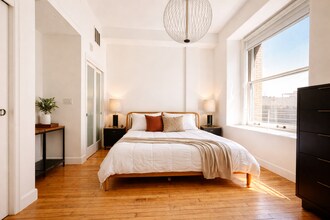 Interior Photo - HWH Luxury Living