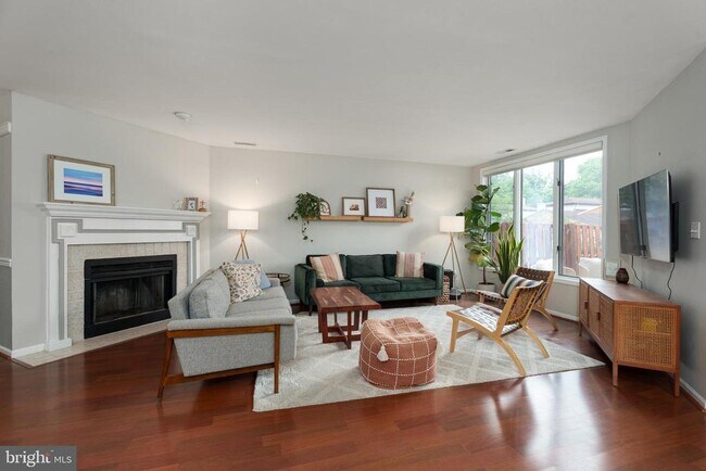 Foto del edificio - 9 Woodmont Dr