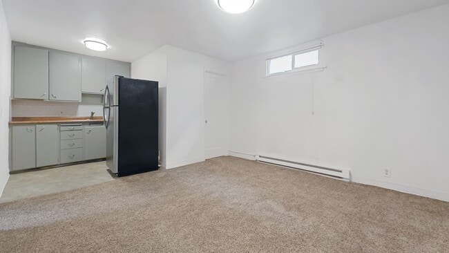 Photo - 35th Ave Apartment
