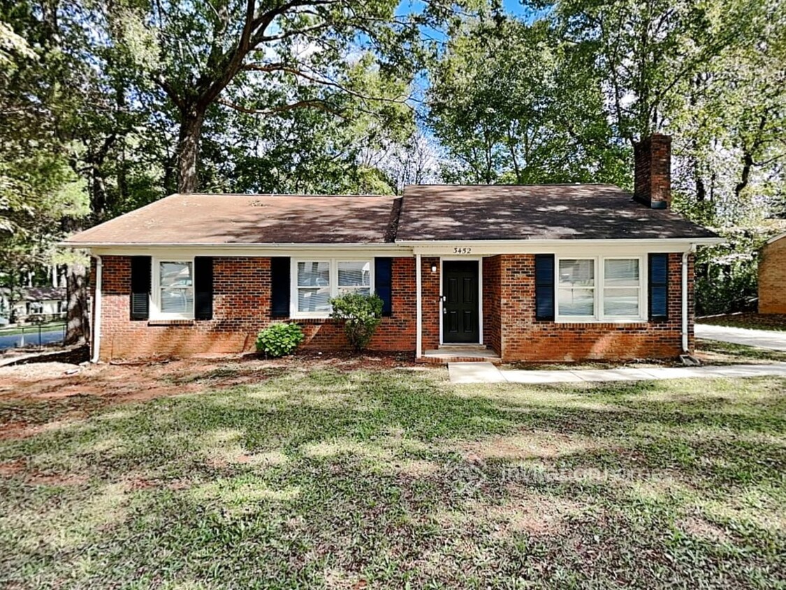 Primary Photo - 3452 Spring Terrace Ln
