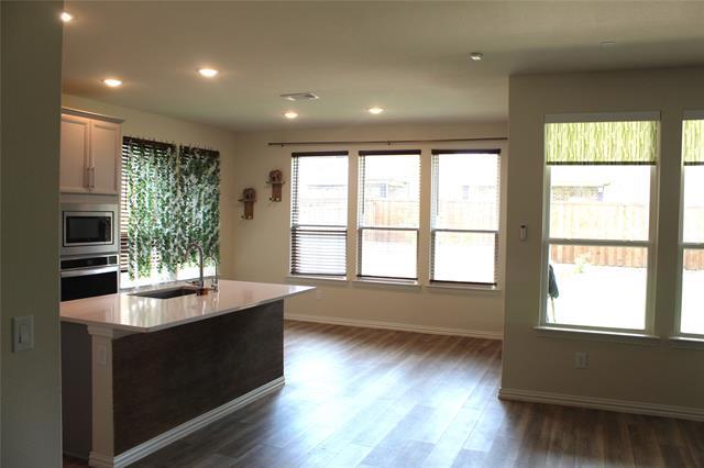 Building Photo - 2753 Hidden Oaks Dr