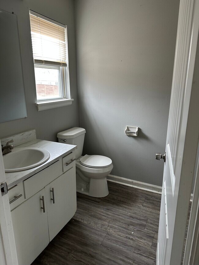 Foto del edificio - 118 N Chestnut St