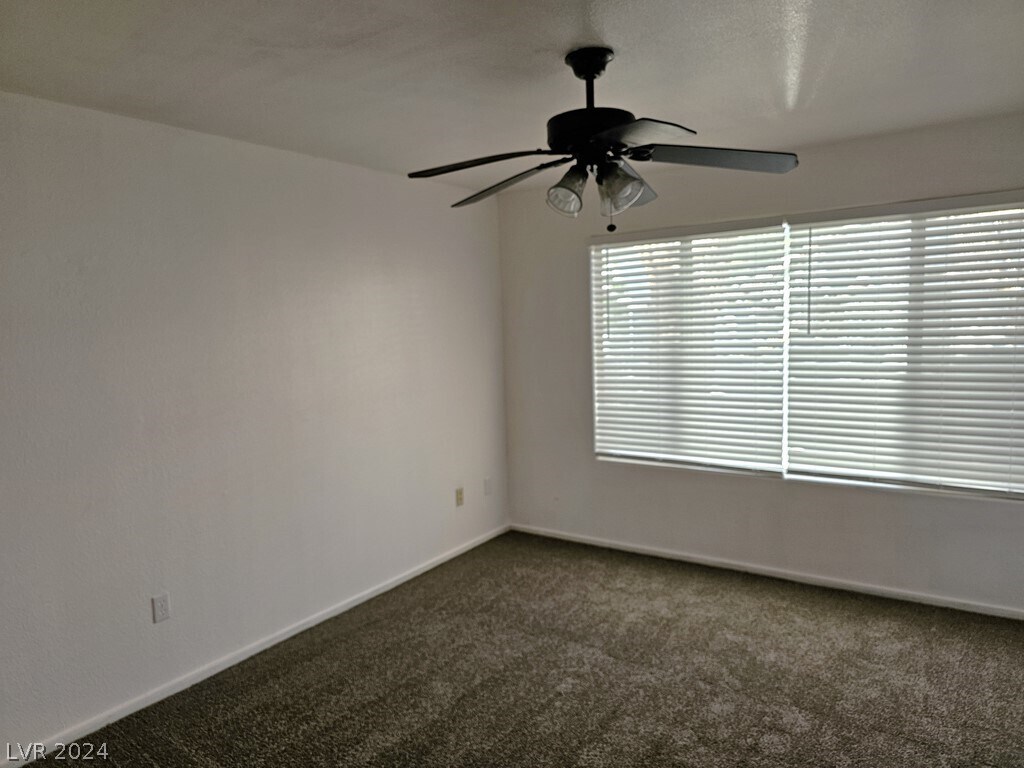 Building Photo - 3083 Key Largo Dr