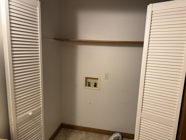 Foto del edificio - 137 Florida Park Rd