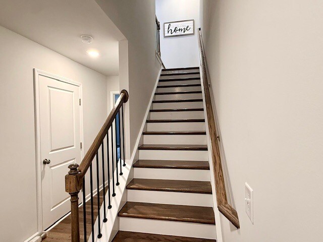 Foto del edificio - 508 Light Oak Way