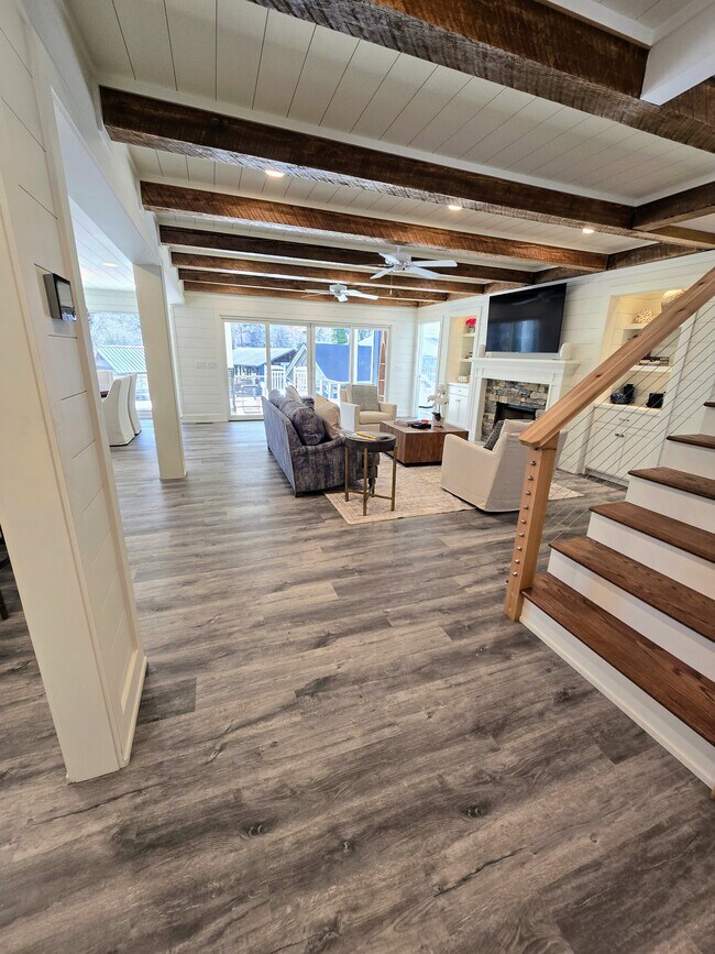 Foto del edificio - 151 Timpson Cove Rd