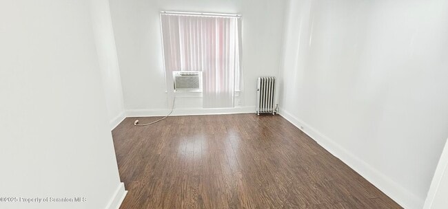 Foto del edificio - 126 S Rebecca Ave