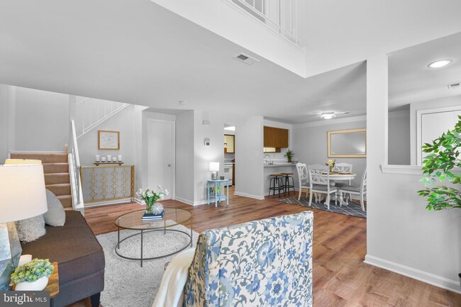 Building Photo - 19946 Drexel Hill Cir