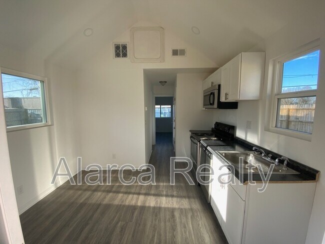 Foto del edificio - 1515 Kimberly Rd