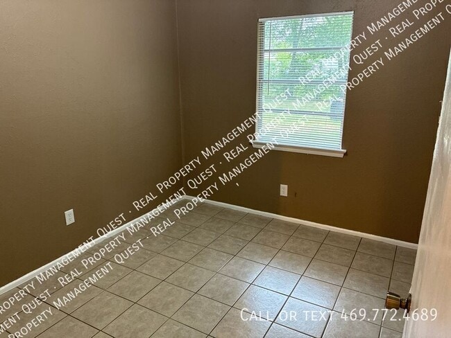 Building Photo - 820 Milam-