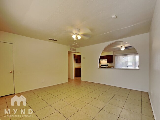 Foto del edificio - 15426 N Cactus Ln