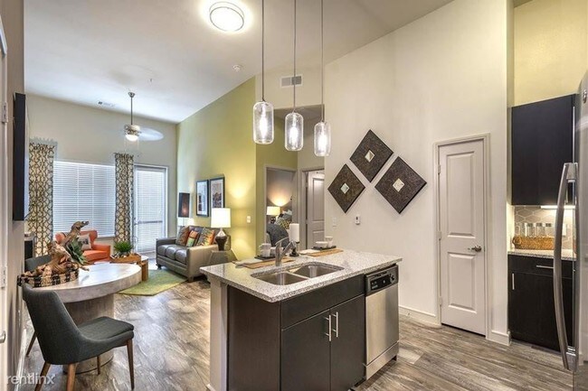 Foto del edificio - 1405 Post Oak Blvd