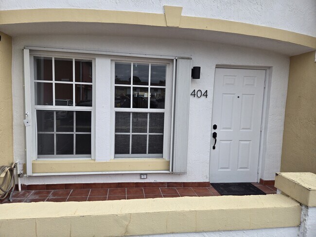 Building Photo - 209 NW 109th Ave