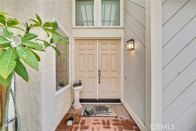 Building Photo - 17 Entrada E