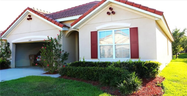 Building Photo - 3045 Sangria St