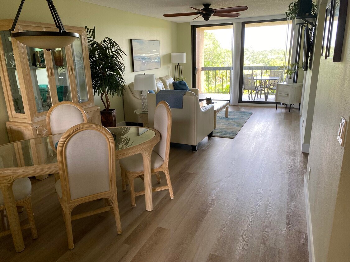 Foto principal - 600 Egret Cir