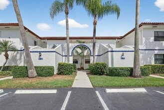 Building Photo - 6101 SE Landing Way