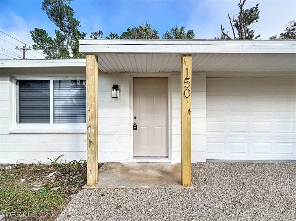 Primary Photo - 150 W Mariana Ave
