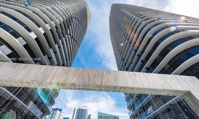 Foto del edificio - 55 SW 9th St
