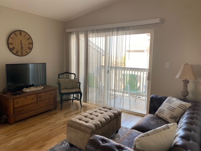 Foto del edificio - 8342 Pebble Creek Way