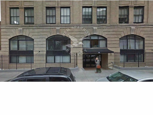 Primary Photo - 341 W 11th St