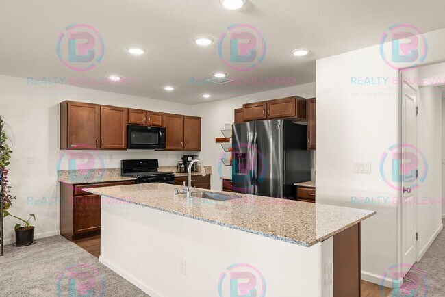 Foto del edificio - Spacious 4-Bedroom Lemon Valley Home with ...