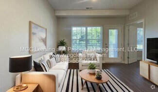 Building Photo - 5711 NE 80th Terrace