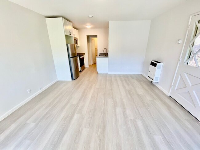 Foto del edificio - 1035-1035 Taylor Ave