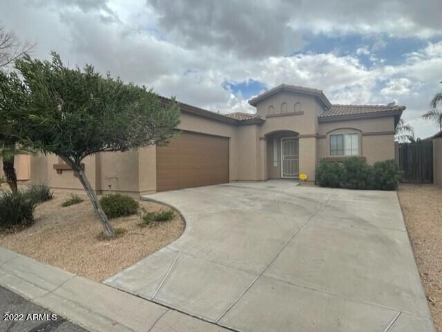 Primary Photo - 553 E San Carlos Way