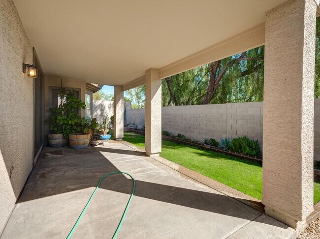 Foto del edificio - 3 bd 2 bth 2120 sq ft in stonehaven in sco...