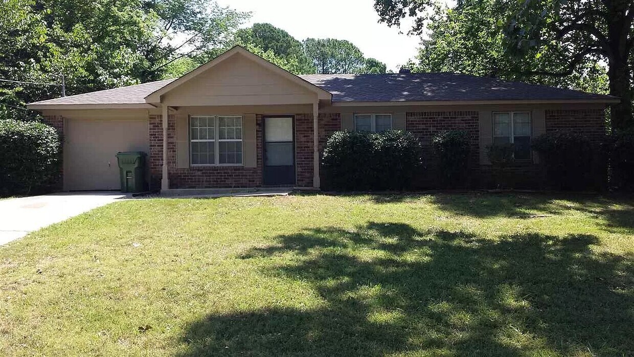 Primary Photo - 3100 Gayhart Dr NW