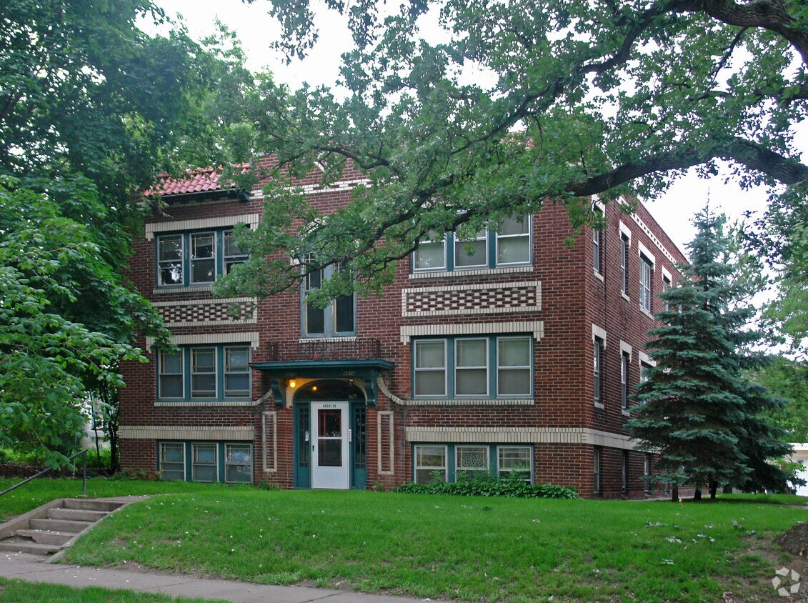 Foto principal - 4414 Beard Ave S