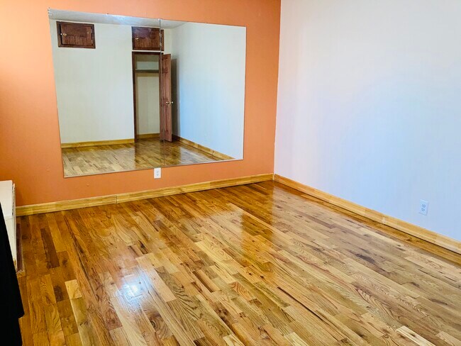Foto del edificio - 516 Greene Ave