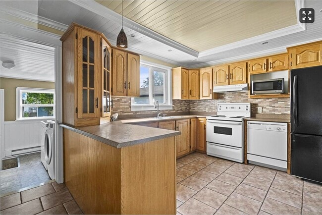 Building Photo - 68 Stamps Ln