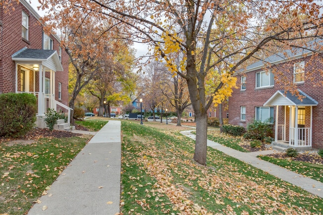 Building Photo - University Gardens Apartments