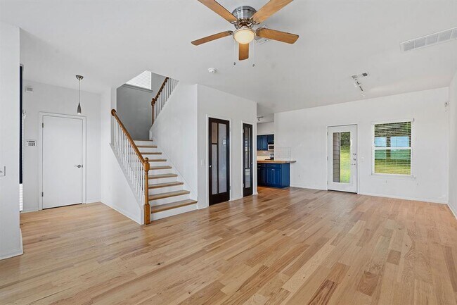 Foto del edificio - 2720 Oak Springs Dr