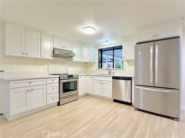 Building Photo - 3070 Castle Rock Rd