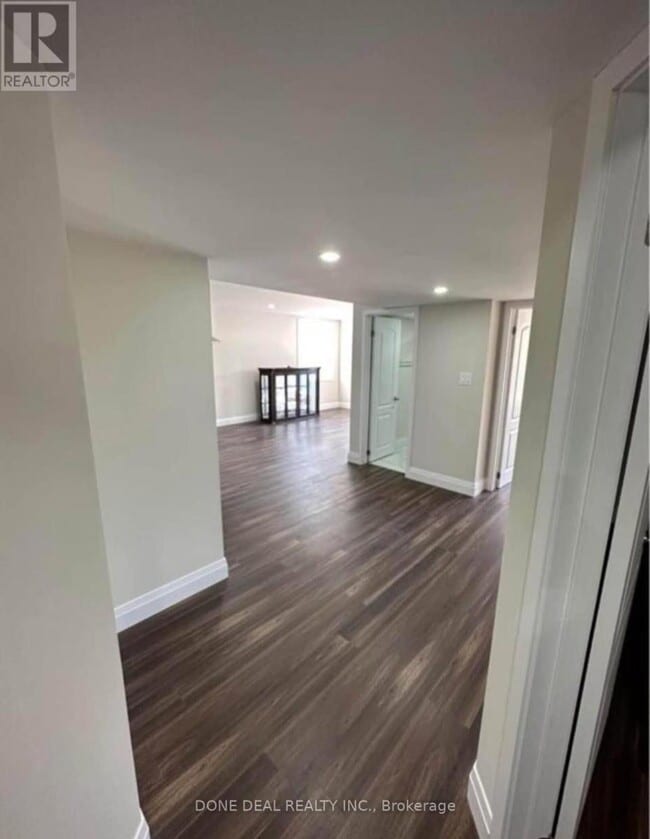 Building Photo - 115 Pondcliffe Dr