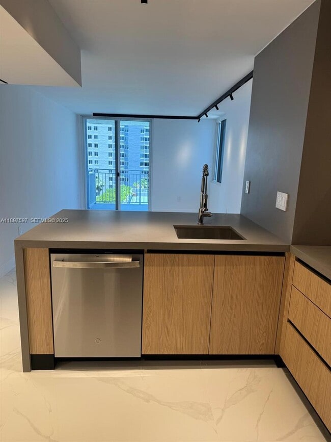 Foto del edificio - 800 N Miami Ave