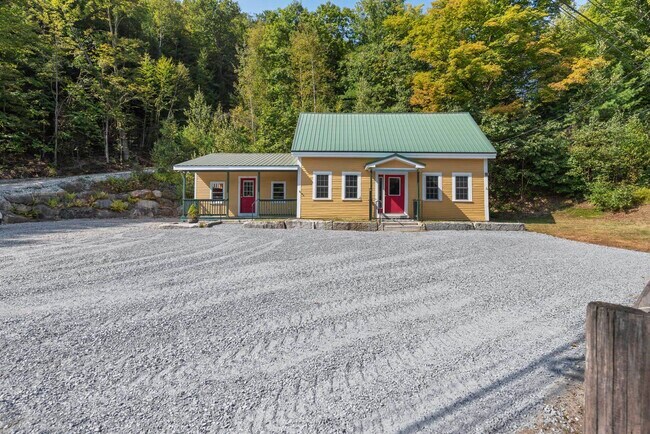 Building Photo - 935 Rumney Rte 25