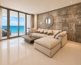 Building Photo - 17121 Collins Ave